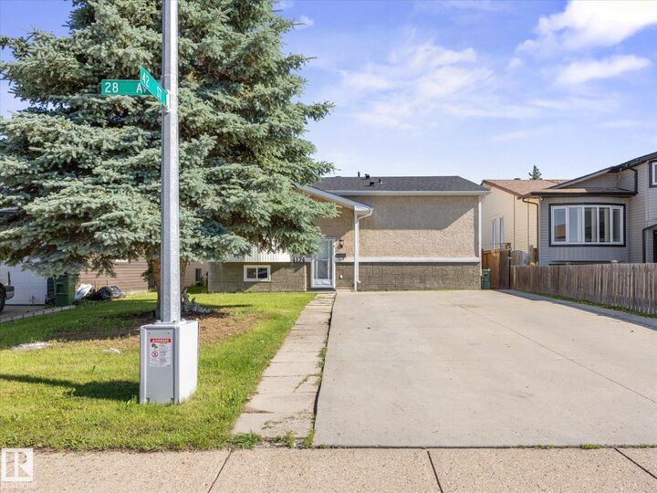 Property Photo:  4174 28 Avenue NW  AB T6L 4W1 