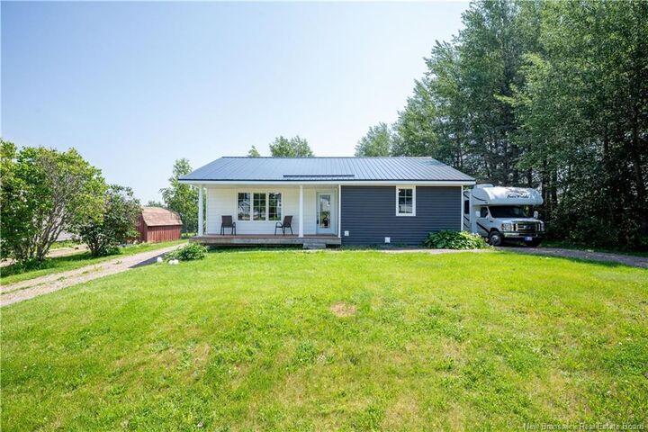 Property Photo:  54 Charles Street  NB E4L 3S6 