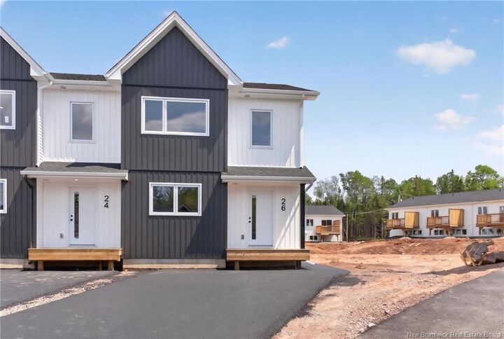 22 Cedric Court — photo 1