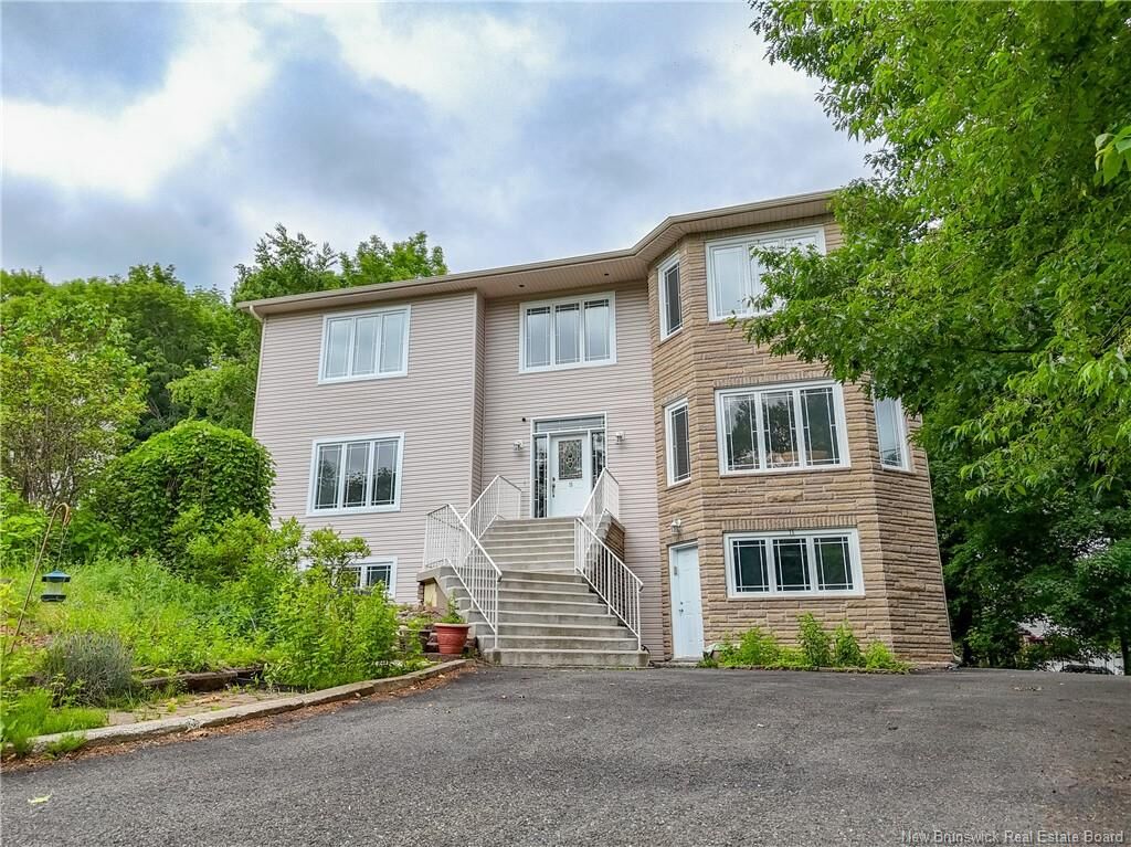 Property Photo: 15 Gervais Court NB E3C 1L4