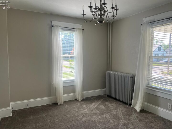 Property Photo: 1002 1004 Roosevelt Street OH 43420