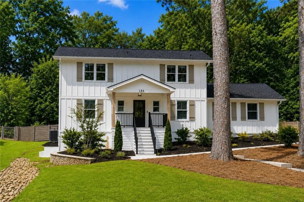 Property Photo: 180 Burnett Way GA 30009