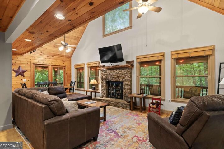 Property Photo:  398 Mountain Tops Circle  GA 30513 