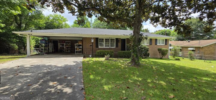 Property Photo: 2672 Kent Drive GA 31206