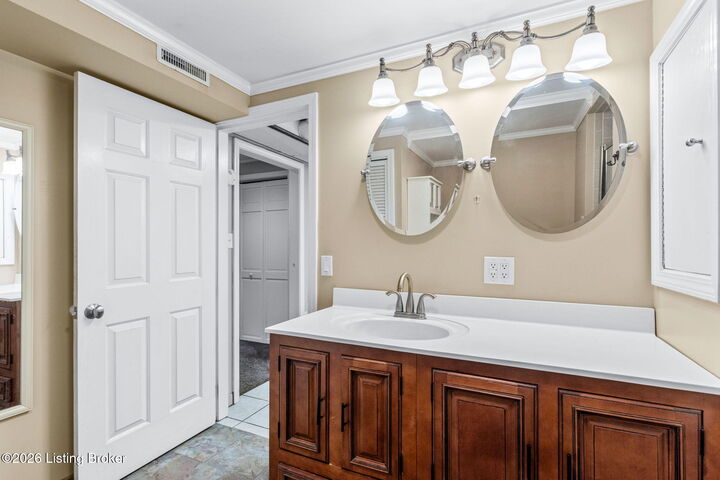 Property Photo: 513 Bloomfield Rd KY 40004