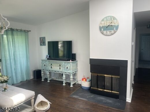 Property Photo: 237 Robertson Way NJ 07035