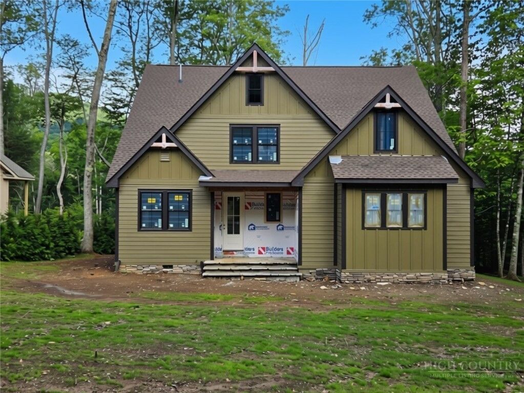 Property Photo: 467 Linville River Drive NC 28646