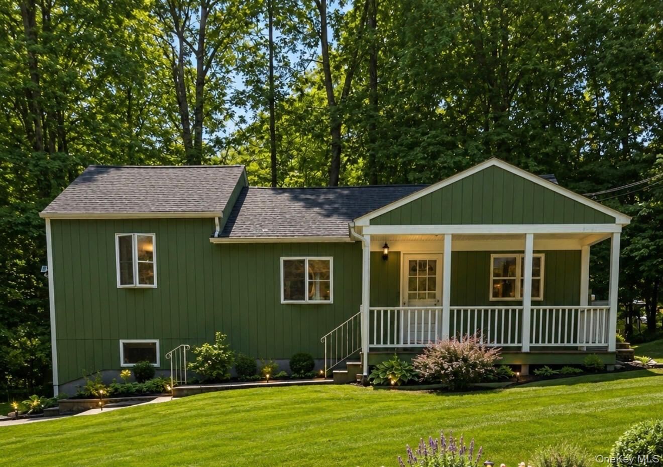 Property Photo:  55 Glenacom Road  NY 10541 