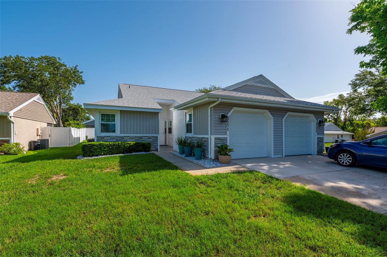 Property Photo:  3251 Latana Drive  FL 34684 