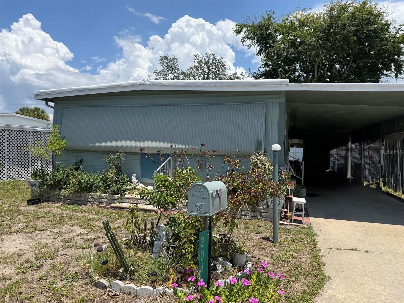 Property Photo:  2044 Hoyle Drive  FL 34691 