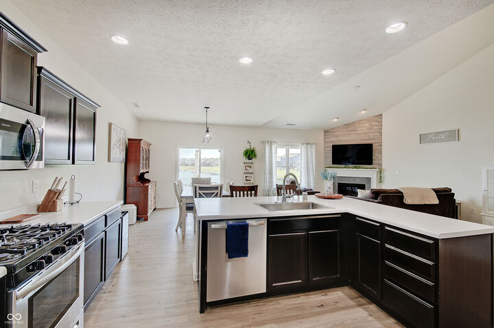 Property Photo: 8727 Stoddard Lane IN 46217