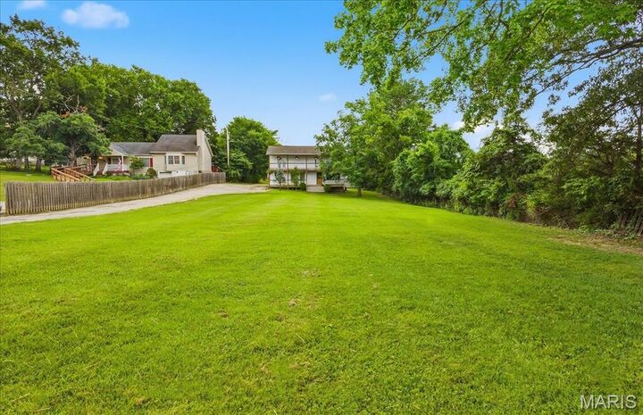 Property Photo: 814 Eureka Road MO 63025