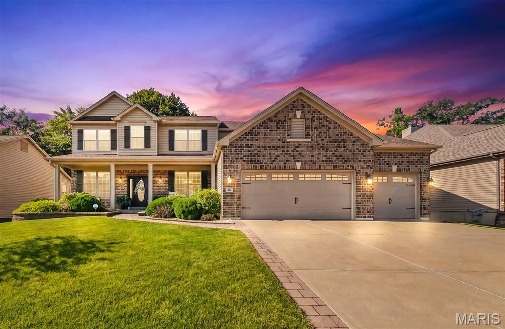 Property Photo:  327 Hyde Park Avenue  MO 63385 