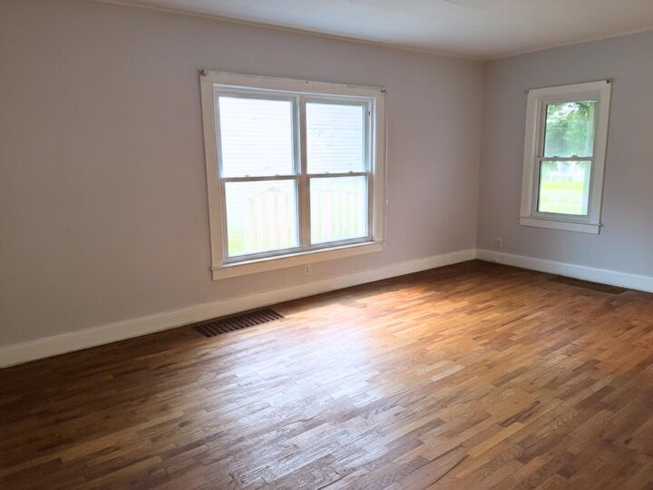 Property Photo: 928 Phoenix Street MI 49090