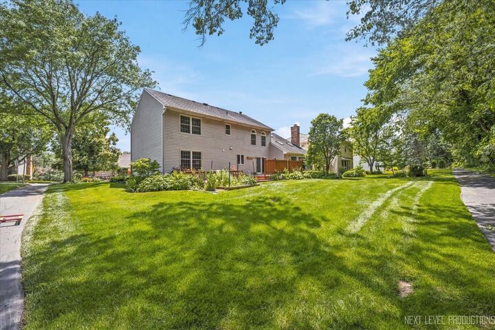 Property Photo:  6036 Mill Bridge Lane  IL 60532 