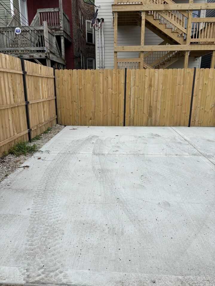 Property Photo: 6042 S Eberhart Avenue 1 IL 60637