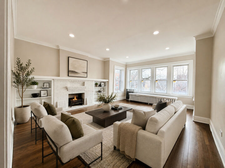 Property Photo: 5536 N Spaulding Avenue 1 IL 60625