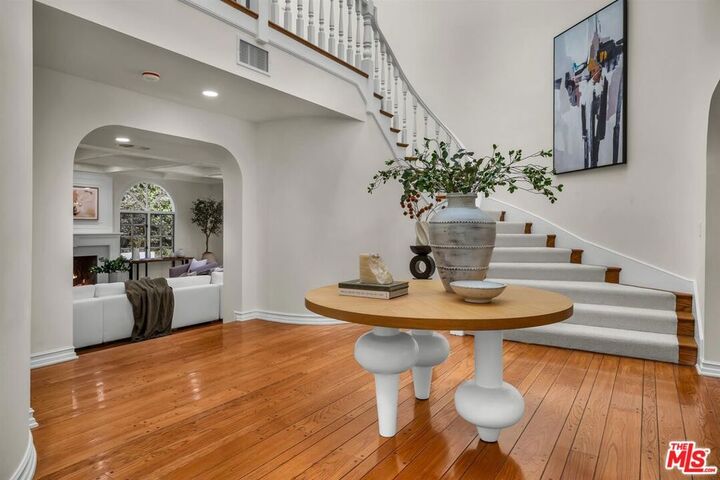 Property Photo:  3225 Iredell Lane  CA 91604 