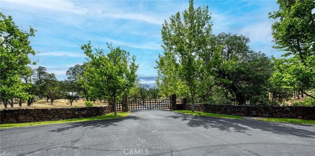 Property Photo: 21187 Buckeye Court CA 95461