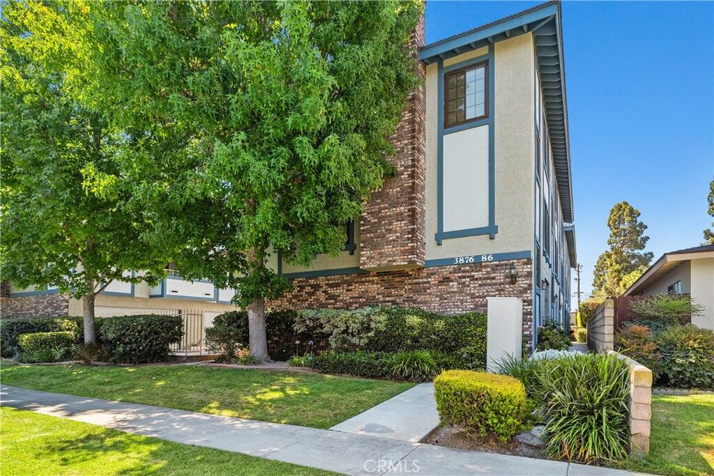 Property Photo:  3876 Howard Avenue 7  CA 90720 