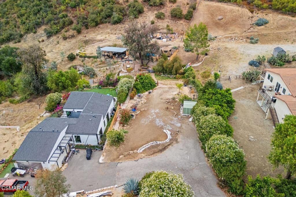 Property Photo:  1616 Lookout Drive  CA 91301 