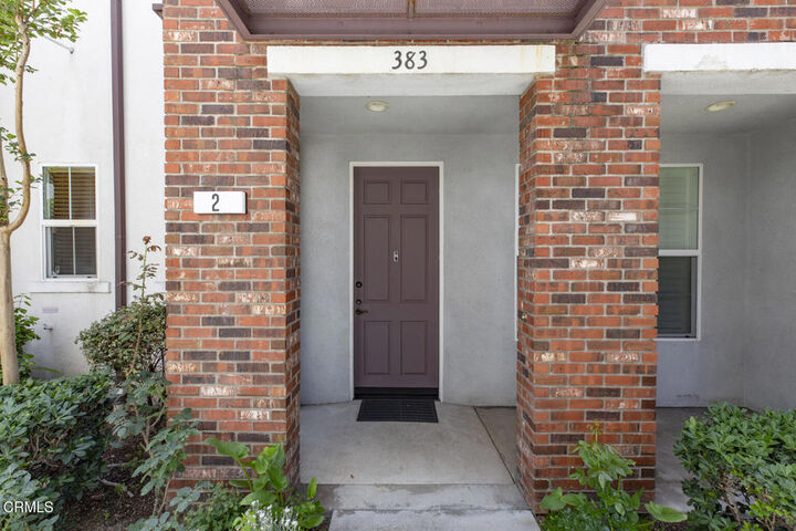 Property Photo: 383 Arden Avenue 2 CA 91203