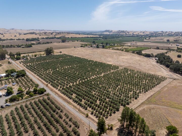 Property Photo: 20115 County Road 79A CA 95607