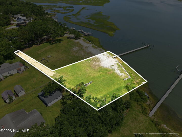 Property Photo:  184 2 Lennoxville Point Road  NC 28516 