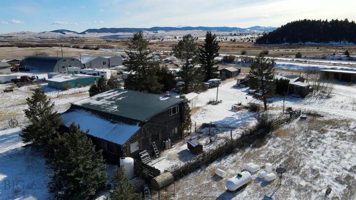 Property Photo:  700 Dawson Loop  MT 59701 