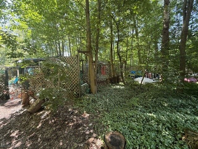 Property Photo: 5028 Lakeview Drive OH 44003