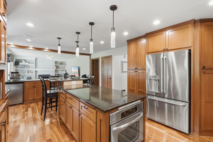 Property Photo: 3730 Urbandale Lane N MN 55446