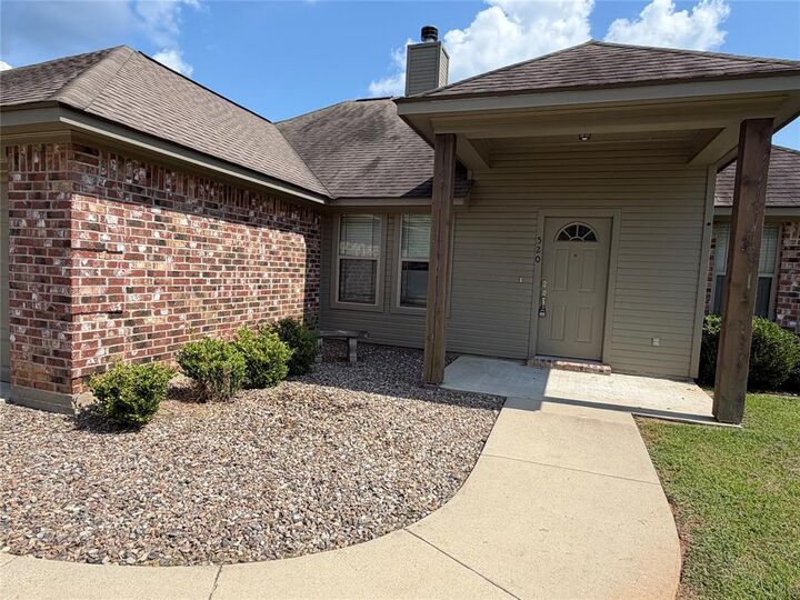 Property Photo:  520 Big Red Circle  LA 71037 