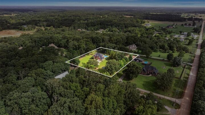 Property Photo: 14024 Trinity Way AR 72736