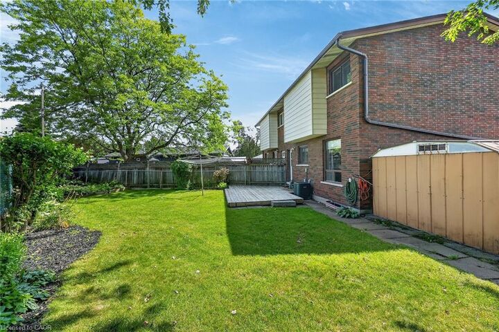 Property Photo: 5 Hugo Court ON L9C 4Y8