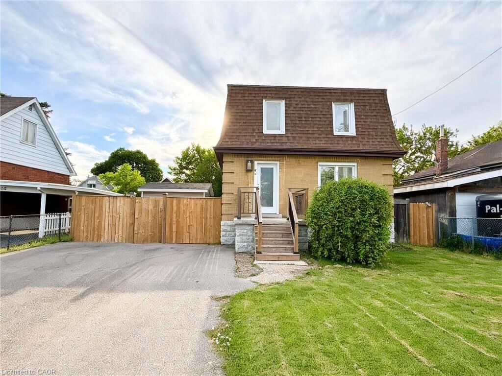 Property Photo: 94 Howard Avenue ON L9A 2W5