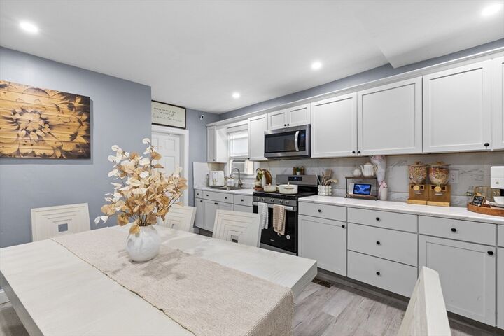 Property Photo: 10 Essex St MA 02301