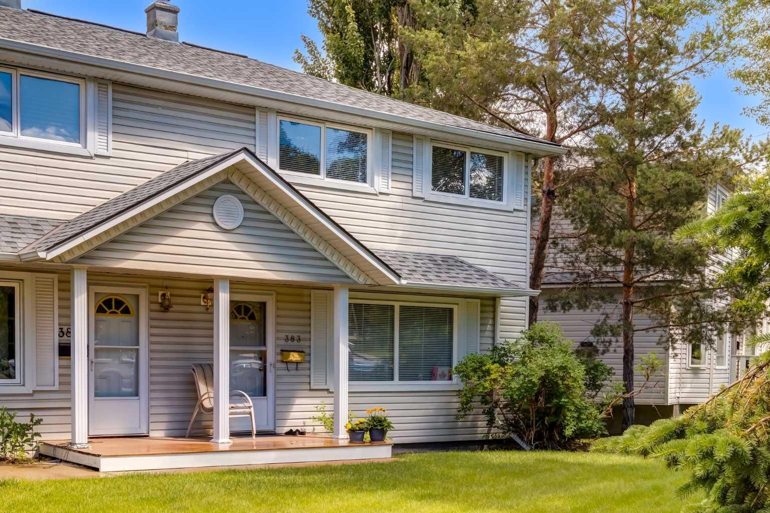 Property Photo:  383 Killarney Glen Court SW  AB T3E 7H4 