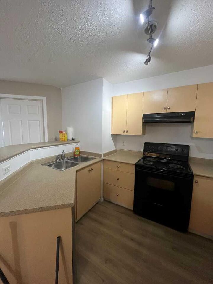 Property Photo: 4975 130 Avenue SE 4312 AB T2Z 4M5
