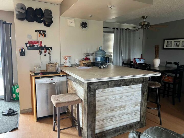 Property Photo: 505 5 Avenue AB T0H 1P0