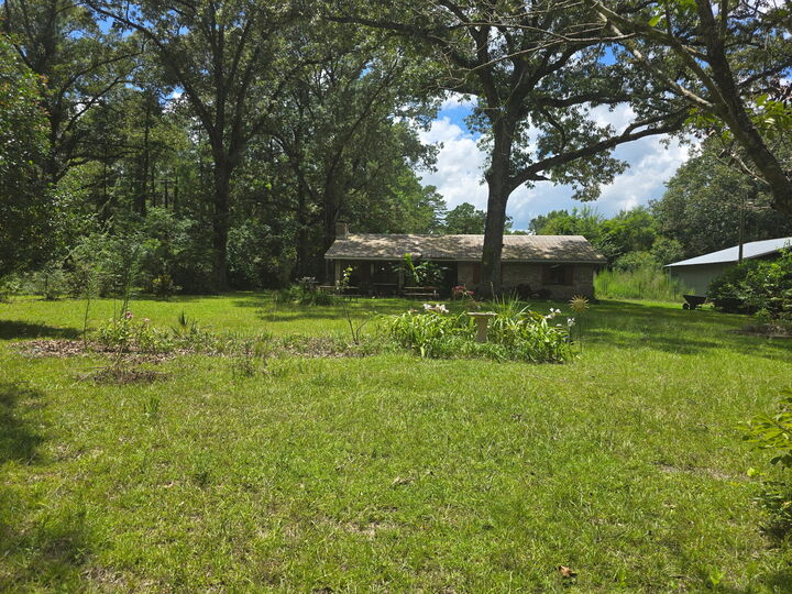 Property Photo:  828 Jack Jeane Loop  LA 71403 