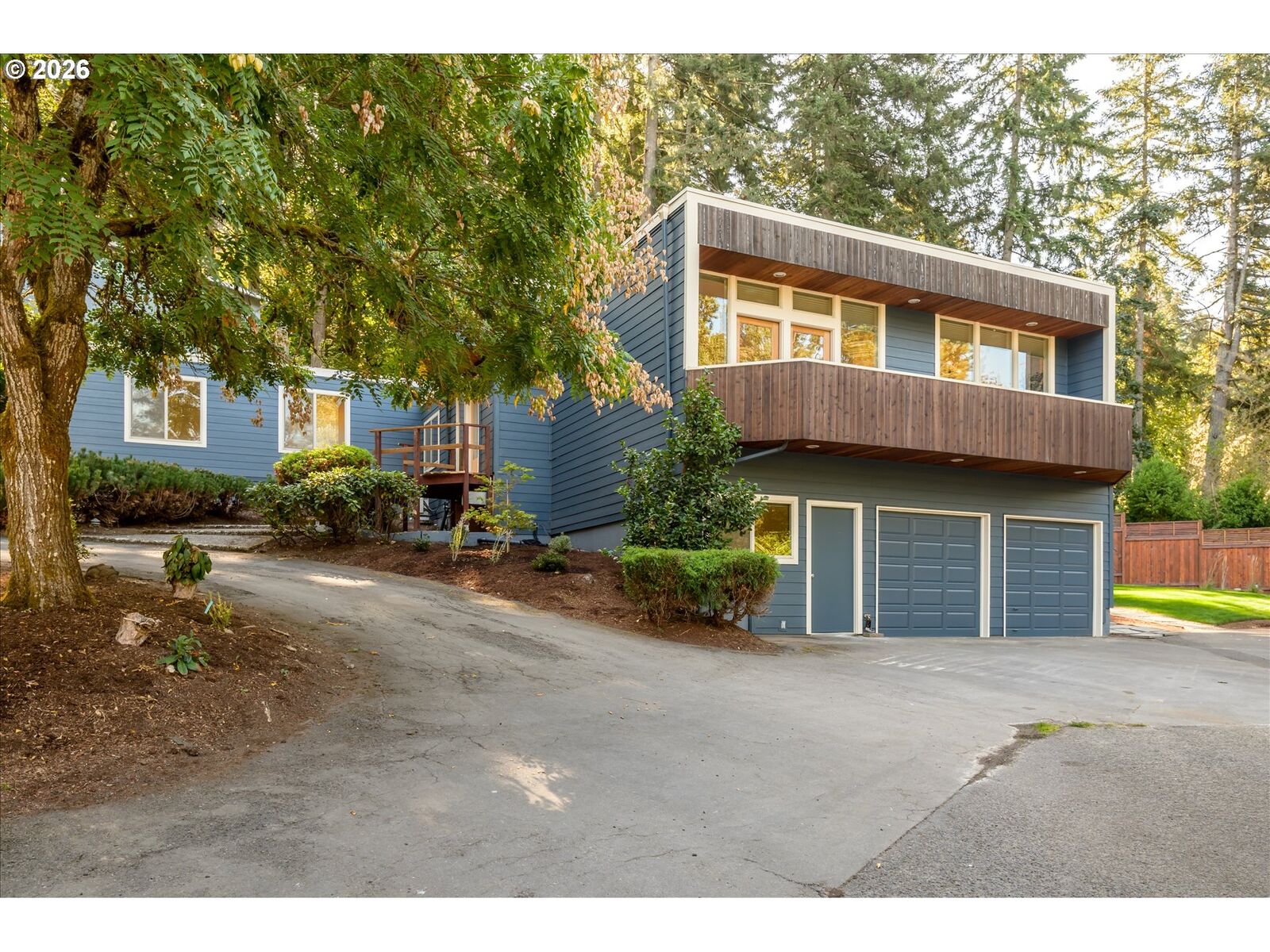 Property Photo:  1980 Kimberly Dr  OR 97405 