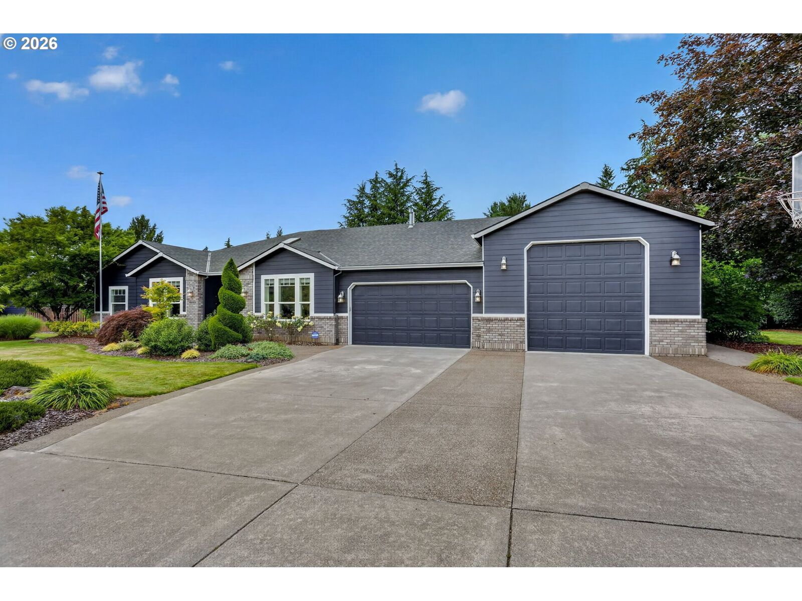 Property Photo:  13461 SE 286th Ln  OR 97009 
