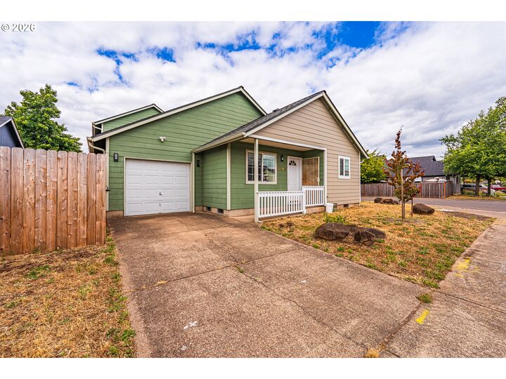 Property Photo:  4096 S E St  OR 97478 