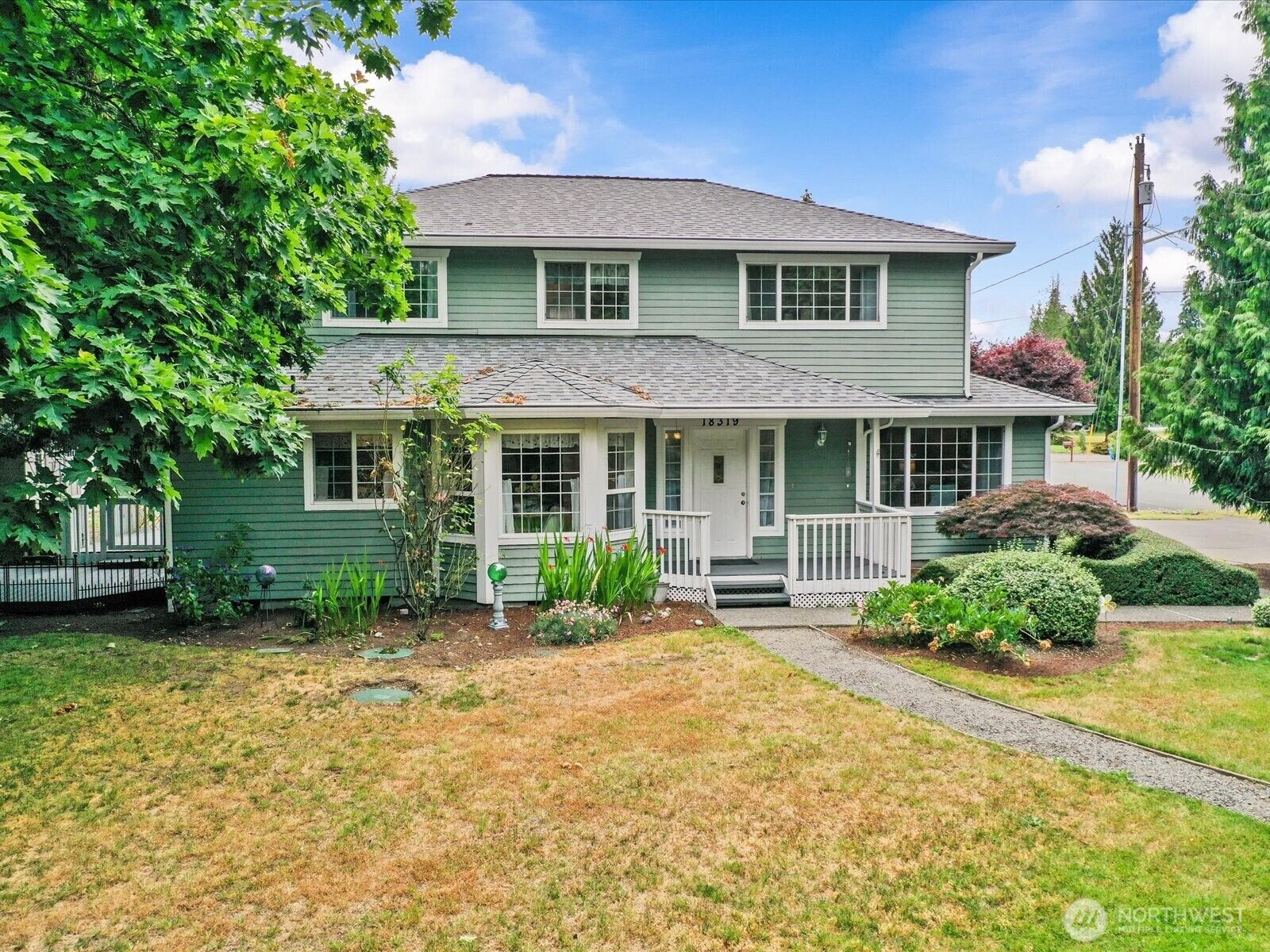 Property Photo: 18319 Driftwood Drive E WA 98391
