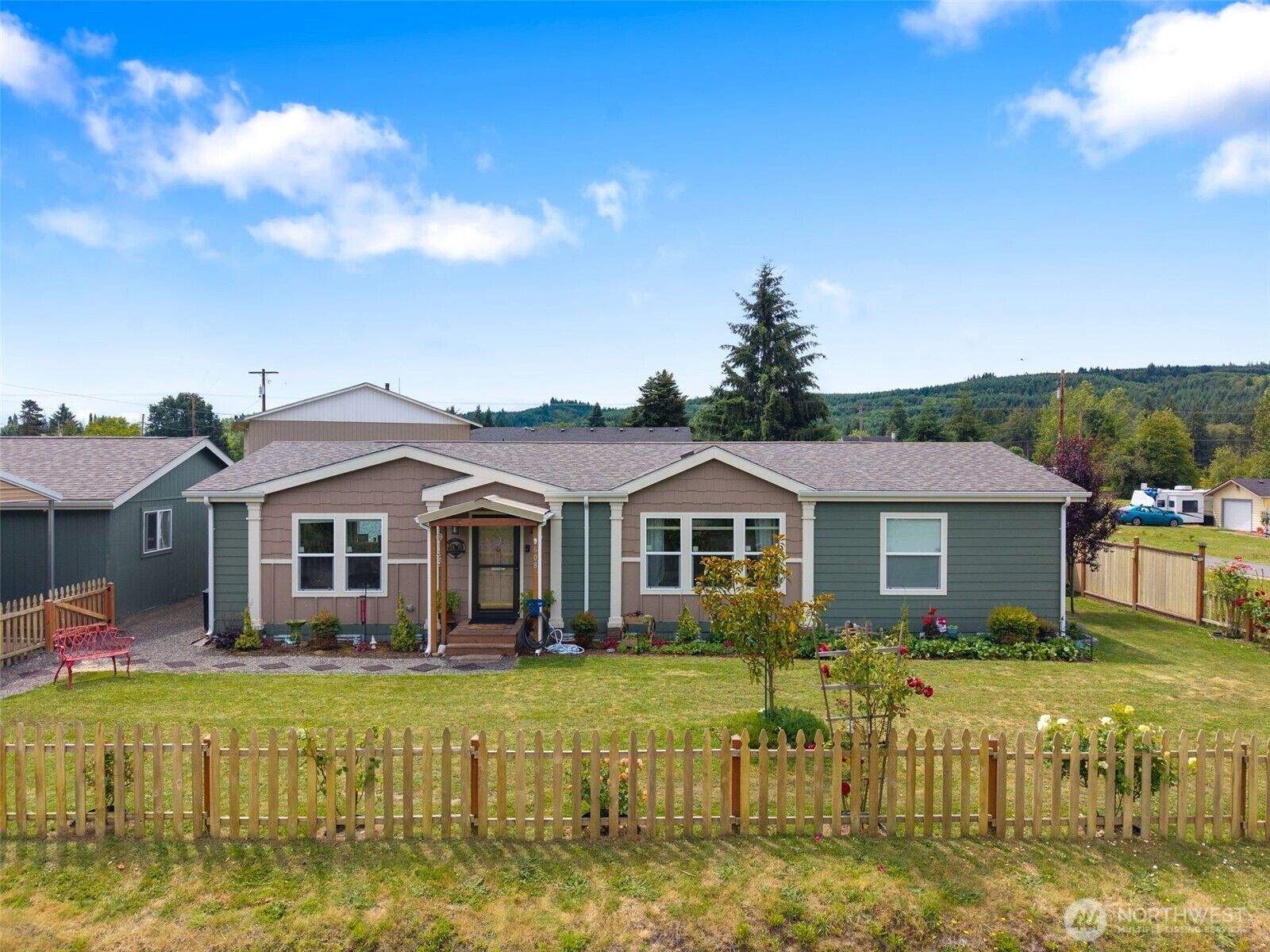 Property Photo: 608 Main Street WA 98593