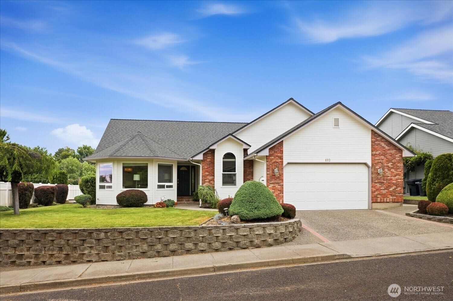 Property Photo:  403 SE Stanford Place  WA 99324 