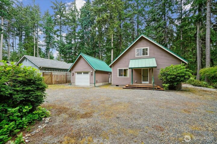 Property Photo:  11319  Country Club Drive  WA 98303 