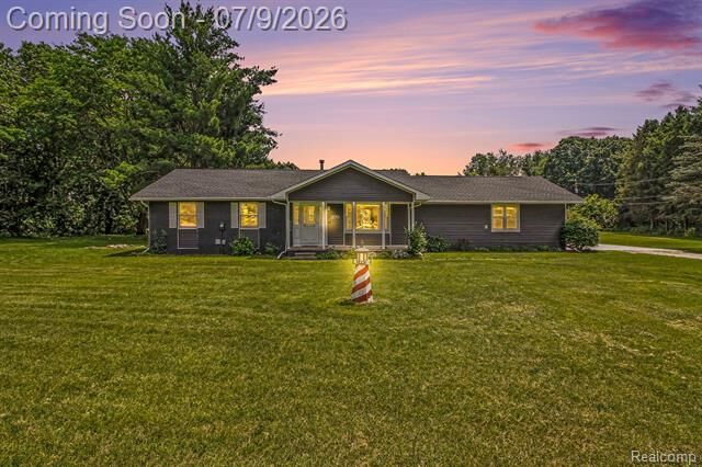 Property Photo: 2176 Kingston Drive MI 48169