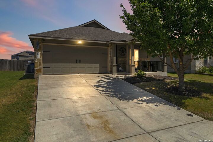 Property Photo: 875 Pumpkin Rdg TX 78130