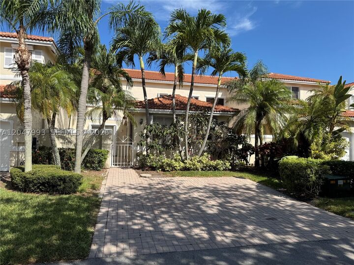 Property Photo:  1595 Seagrape Way -  FL 33019 